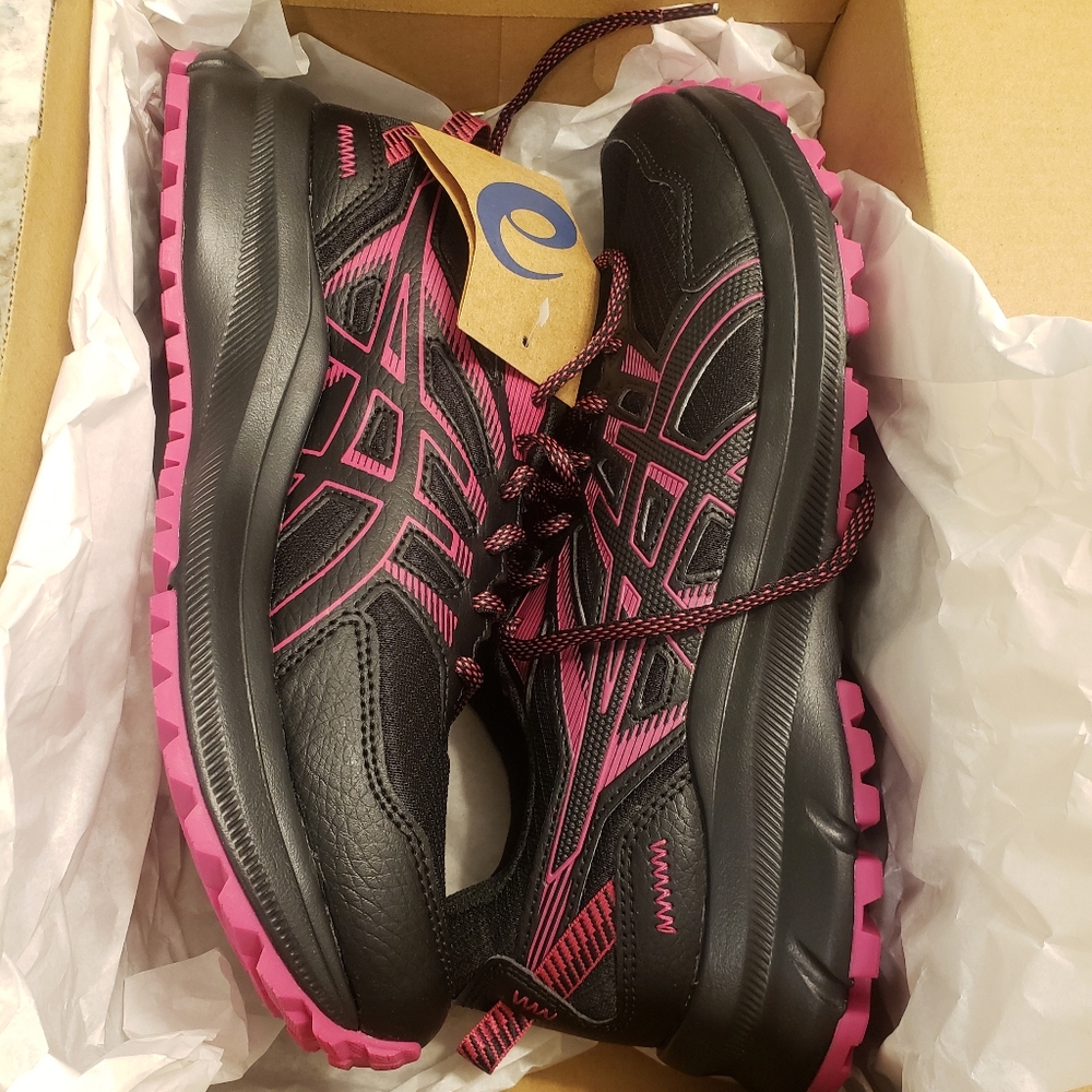 Asics Sneakers